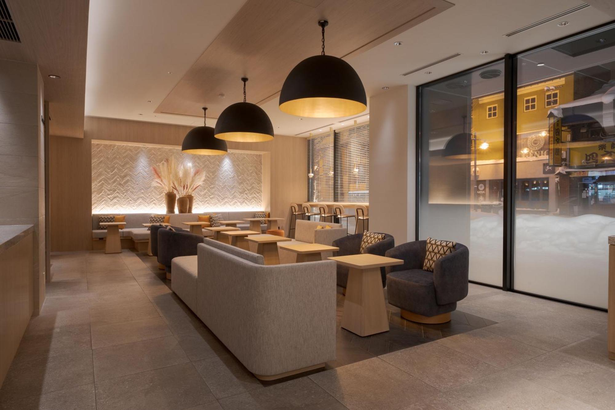 The B Sapporo Hotell Exteriör bild