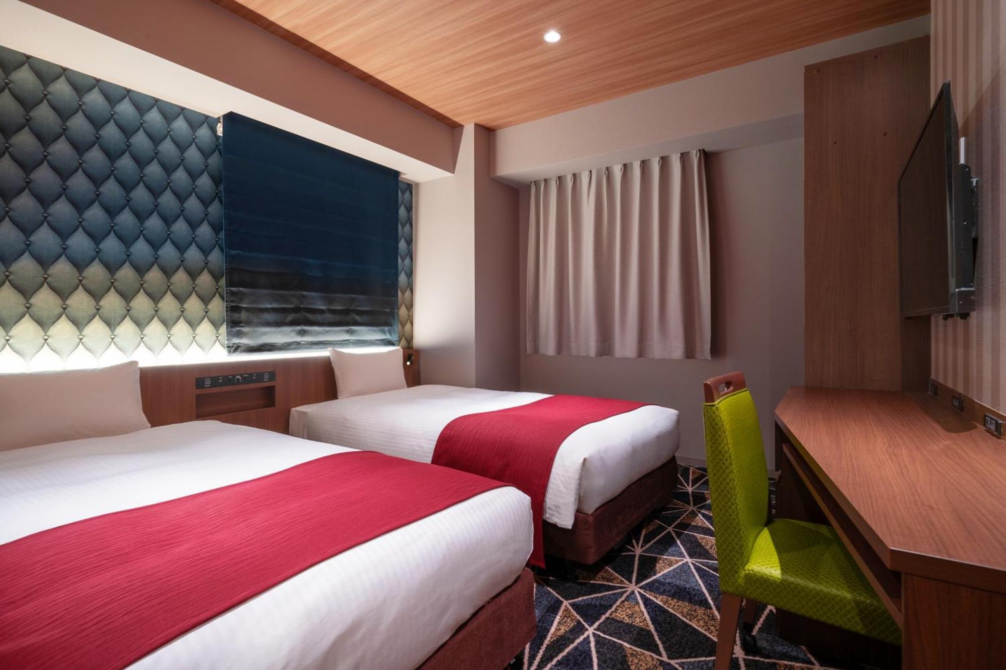 The B Sapporo Hotell Exteriör bild