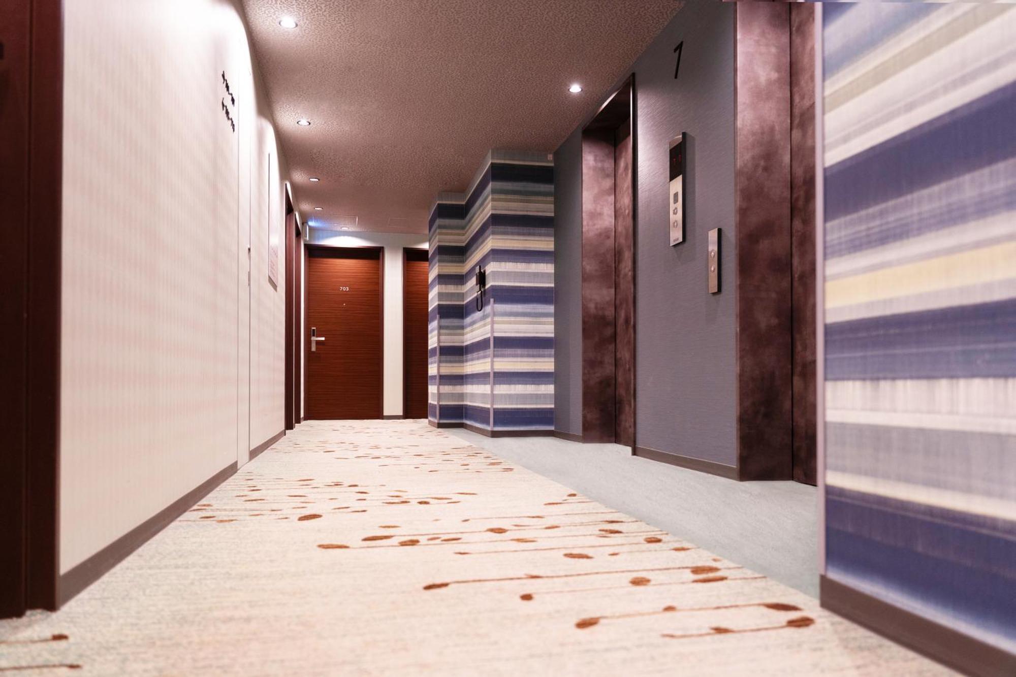The B Sapporo Hotell Exteriör bild